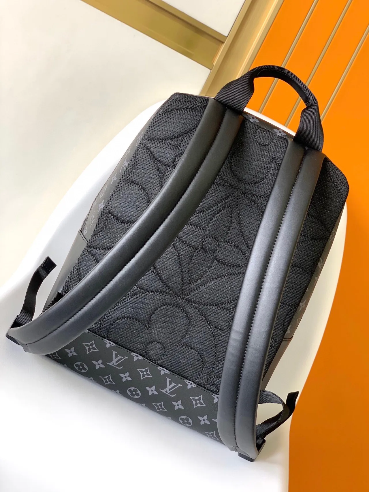 Louis Vuitton Monogram Eclipse 黑灰色休闲背包 3
