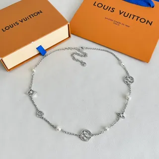 Louis Vuitton Monogram Flor Cadena Perla Collar