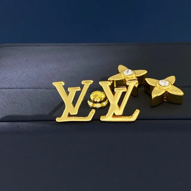 Louis Vuitton Monogram Flower Rose Gold and Yellow Gold Crystal Pearl Earrings 4