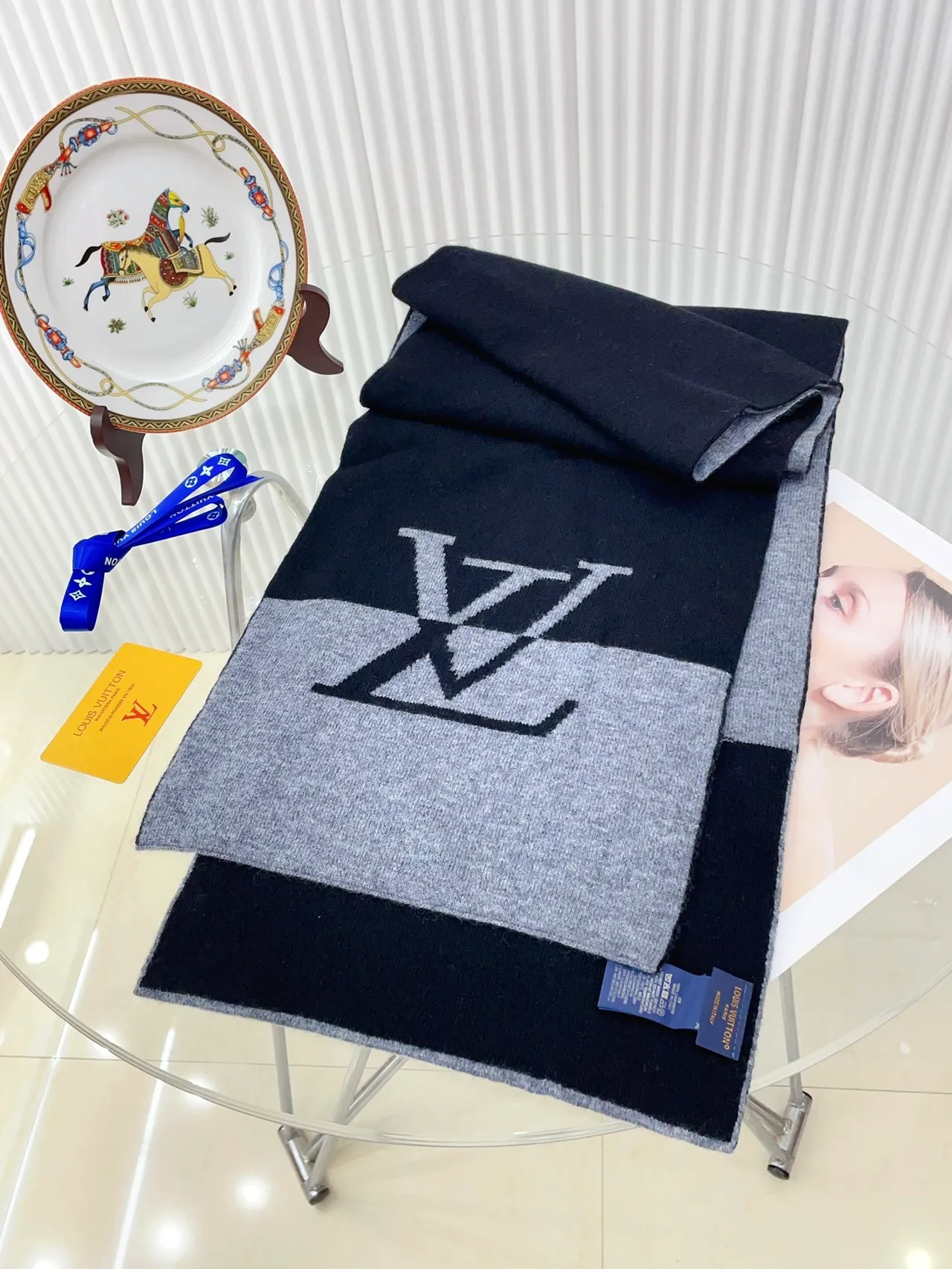 Louis Vuitton Monogram Knit নেভি ও গ্রে ক্যাশমিয়ার স্কার্ফ 5