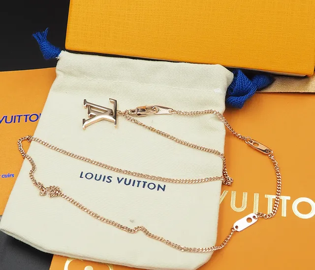 Louis Vuitton Monogram Pendant Silver Gold Chunky Chain Necklace 2