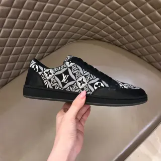 Louis Vuitton Monogram Print Negro Lifestyle Sneakers