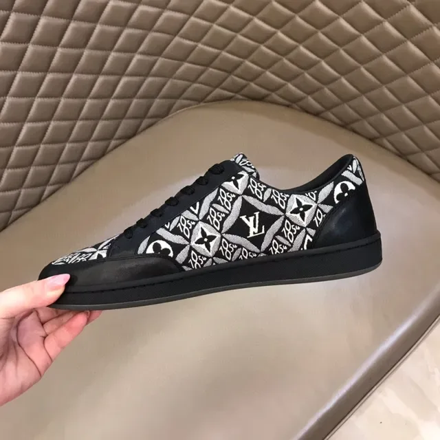 Louis Vuitton Monogram Print Black Lifestyle Sneakers 3