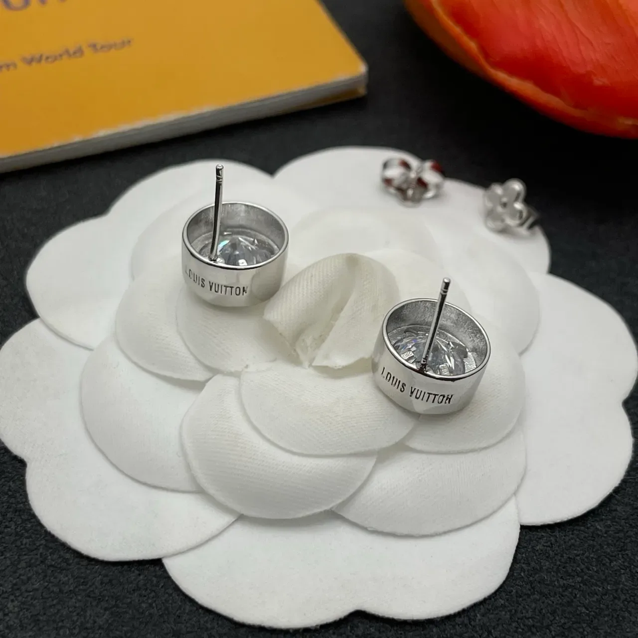 Louis Vuitton Monogram Stud Silver Transparent Circular Earrings 5