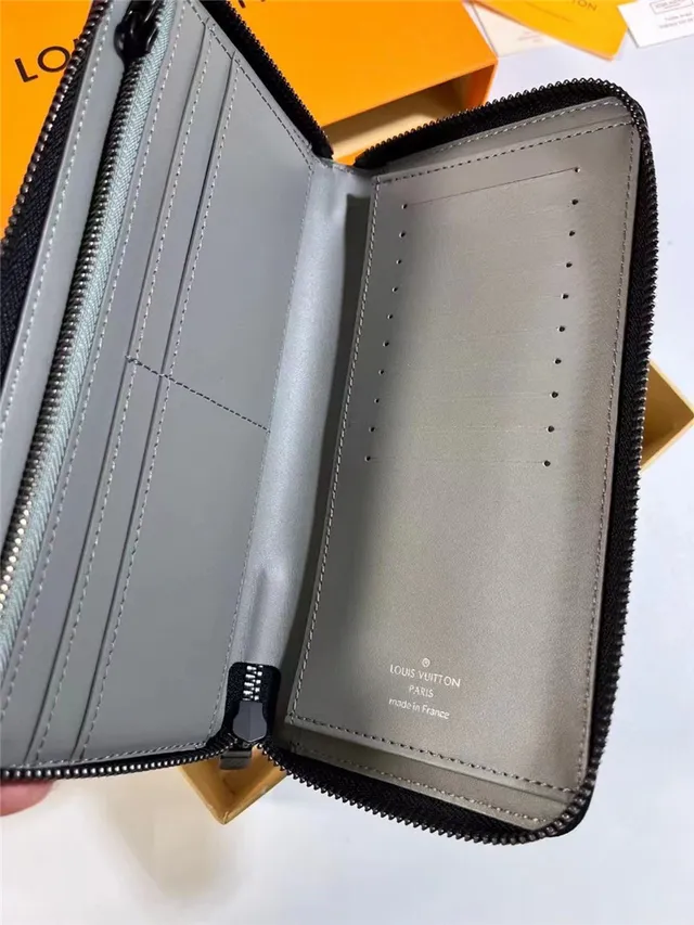 Louis Vuitton Monogram World Tour Portefeuille Long Gris Clair 4