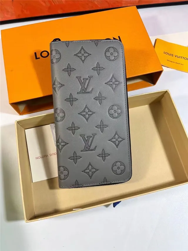 Louis Vuitton Monogram World Tour Portefeuille Long Gris Clair 9
