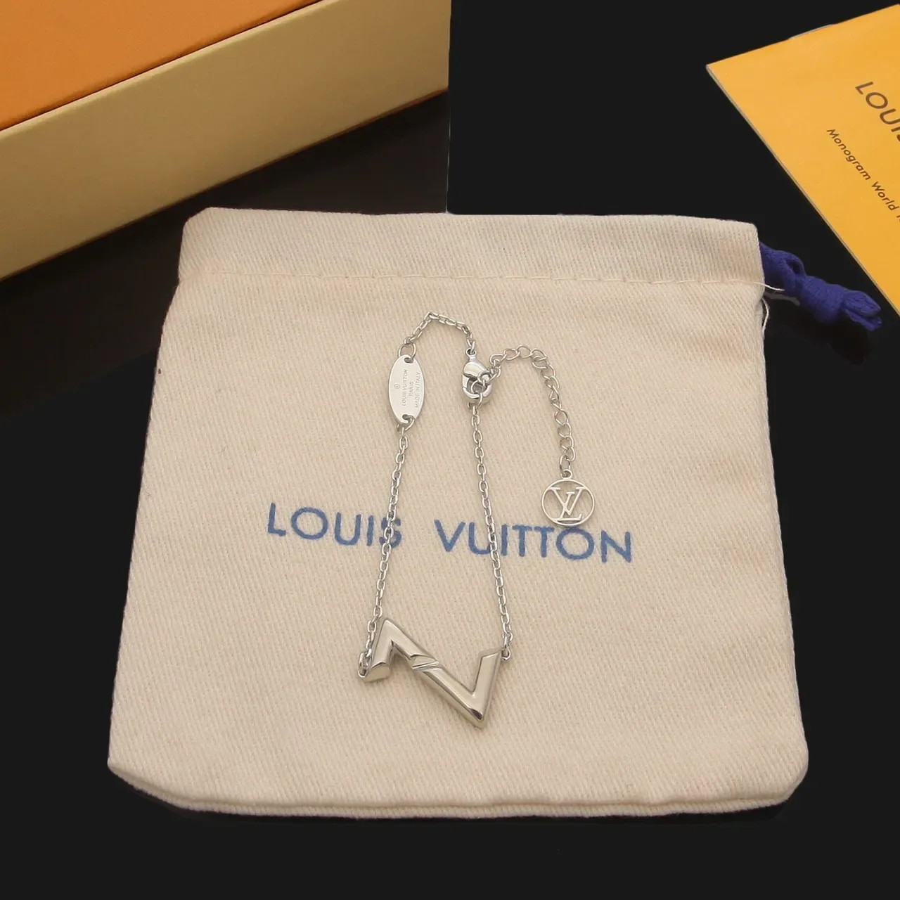 Louis Vuitton Monogram World Tour Zigzag V Chain Bracelet 5