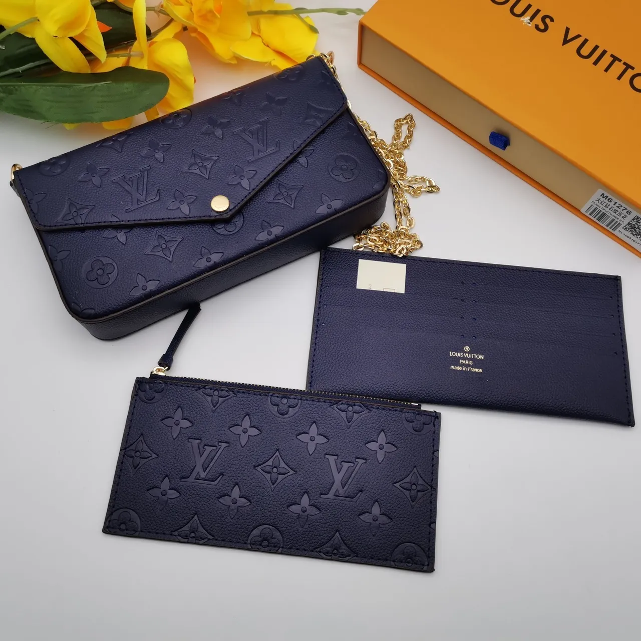 Billetera Louis Vuitton Navy Blue Embossed Monogram Larga 9