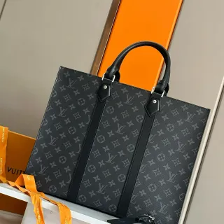 路易威登 OnTheGo 托特 黑色 Monogram 帆布托特包