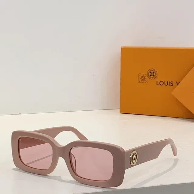 Louis Vuitton Rectangular Tortoiseshell Sunglasses 8