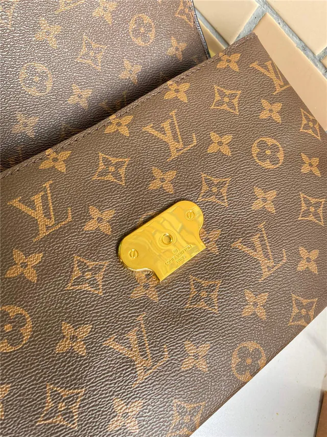 Louis Vuitton Rouge Brun Flap-Top Monogram Canvas Chain Bag 21