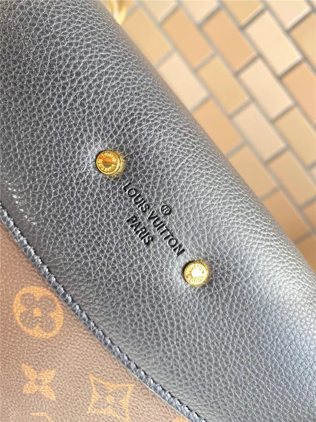 Louis Vuitton Rouge Brun Flap-Top Monogram Canvas Chain Bag 22