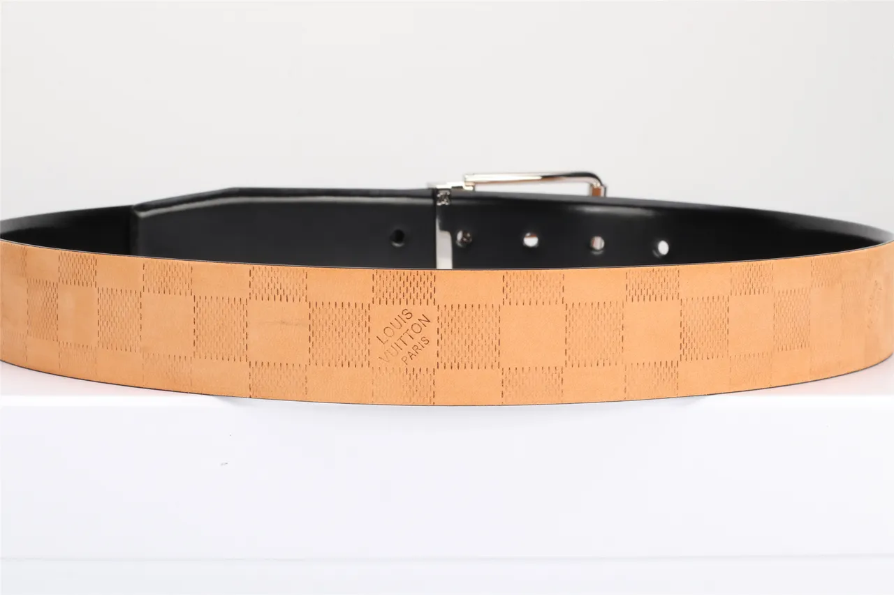 Louis Vuitton Reversible Buckle Black Leather Belt 10