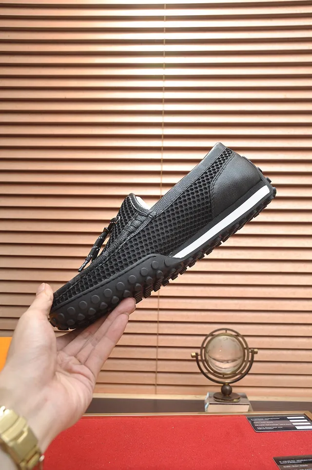 Louis Vuitton Run Away কালো মেশ বোট শু 5