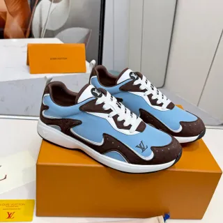 Louis Vuitton Run Away sneakers lifestyle azul claro y marrón