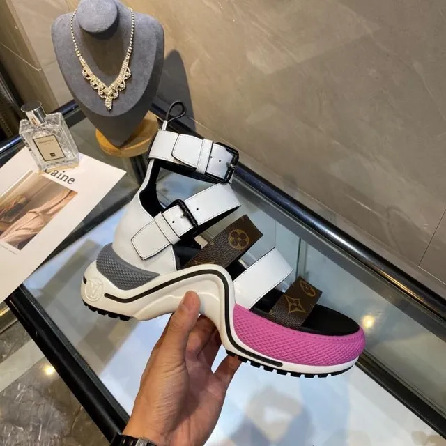 Louis Vuitton fuyez Monogram Toile et Cuir Blanc Sandales Gladiator 3