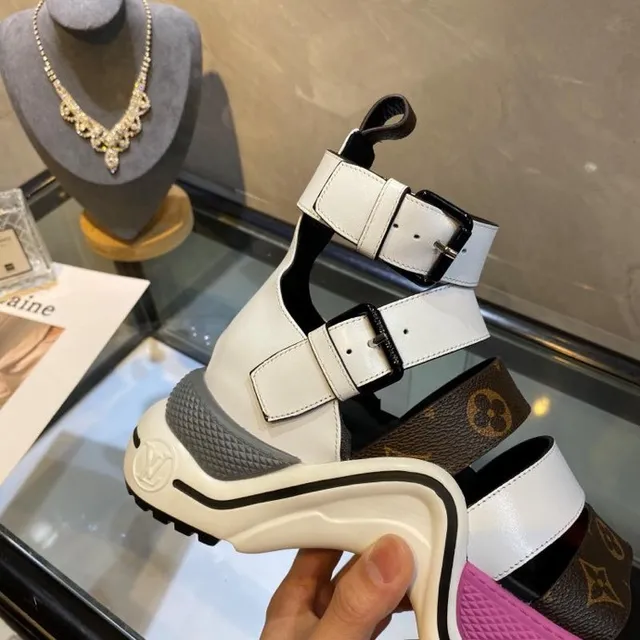 Louis Vuitton fuyez Monogram Toile et Cuir Blanc Sandales Gladiator 6