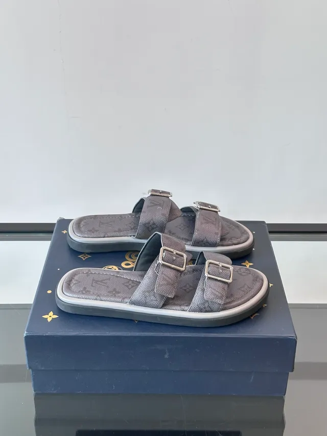 Louis Vuitton Run Away Monogram sandales casuales à double sangle avec boucle 8