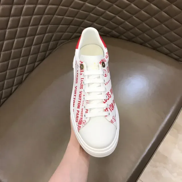 Louis Vuitton Run Away Chaussures Lifestyle Blanches et Rouges à l'Impression de Logo 4