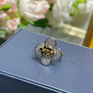 路易威登 银金色 镶嵌水晶 五瓣花卉戒指