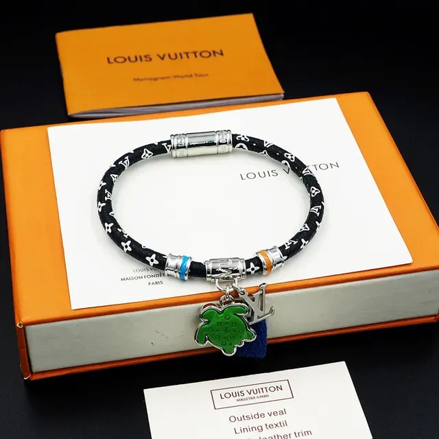 Bracelet Louis Vuitton Charm Tortue Noir Vert Cordon Emaillé 4