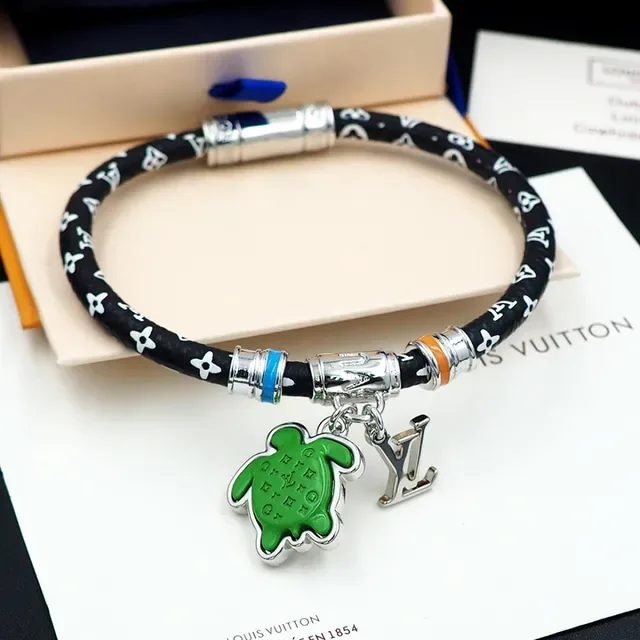 Bracelet Louis Vuitton Charm Tortue Noir Vert Cordon Emaillé 6