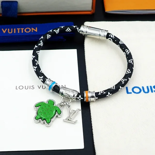 Bracelet Louis Vuitton Charm Tortue Noir Vert Cordon Emaillé 11