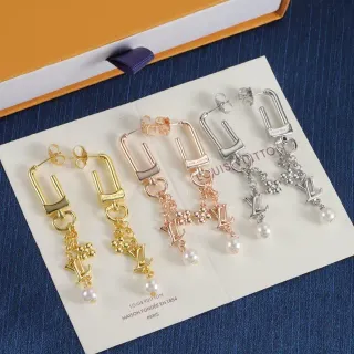 Brincos Louis Vuitton em forma de U pendentes LV Monogram de pérolas