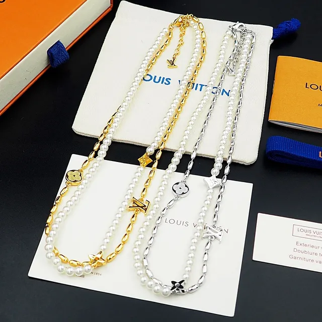 Louis Vuitton White Gold Double-Strand Pearl Necklace 3