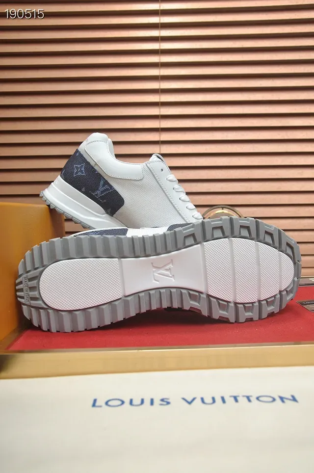 Louis Vuitton sneakers lifestyle blanc et bleu marine à encolure basse avec panneaux imprimés monogramme 2