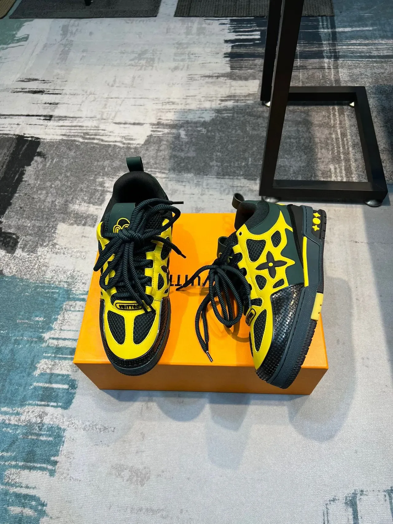Louis Vuitton Sneakers Lifestyle Jaune et Vert Supérieure En Synthétique Et Maille En Couches Medi suela Sculptée Multi-Tone 4