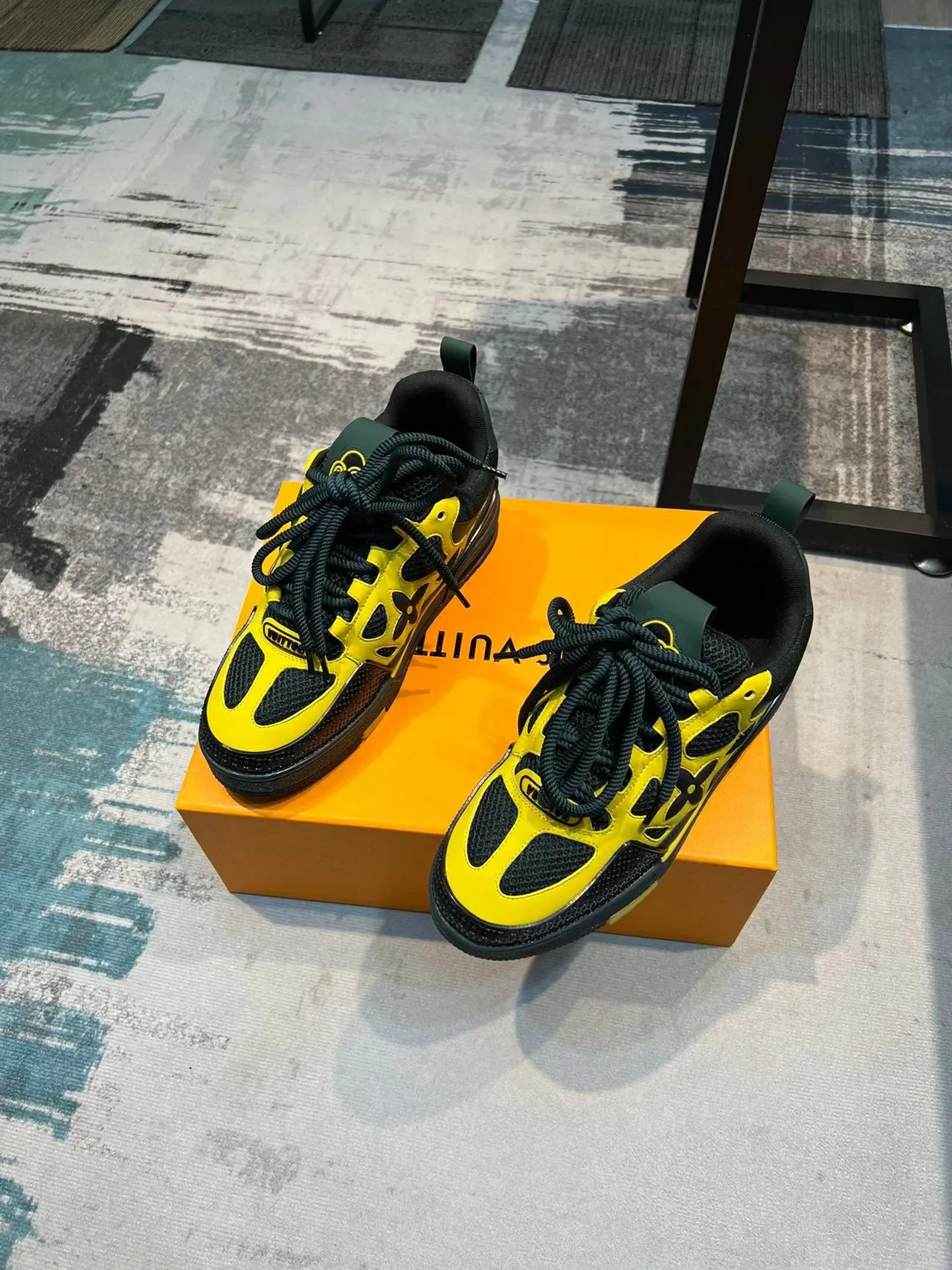 Louis Vuitton Sneakers Lifestyle Jaune et Vert Supérieure En Synthétique Et Maille En Couches Medi suela Sculptée Multi-Tone 5