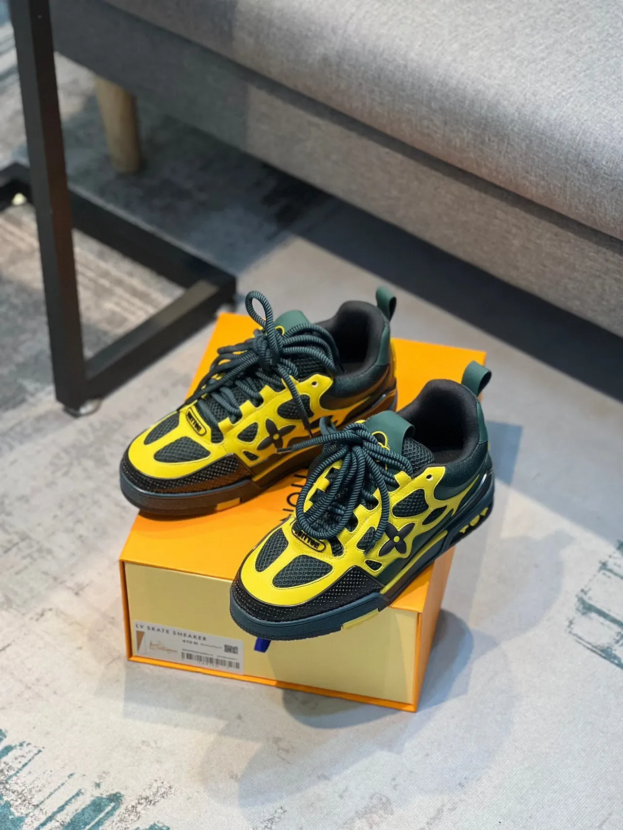 Louis Vuitton Sneakers Lifestyle Jaune et Vert Supérieure En Synthétique Et Maille En Couches Medi suela Sculptée Multi-Tone 7