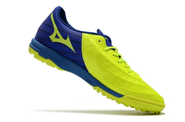 Mizuno Bleu Blanc Chaussures de Football Turf Haut Synthétique Basse Coupe 6