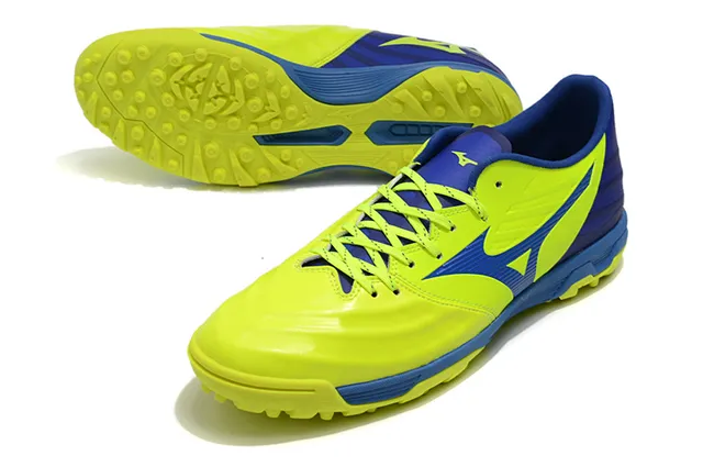 Mizuno Bleu Blanc Chaussures de Football Turf Haut Synthétique Basse Coupe 9