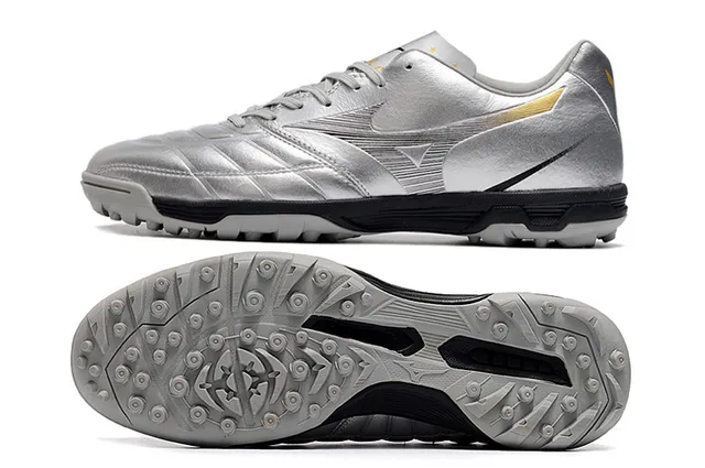 মিজুনো Morelia Neo সিলভার ব্ল্যাক মেটালিক কুইল্টেড উপর রাবার মিডসোল টার্ফ ফুটবল জুতা 8