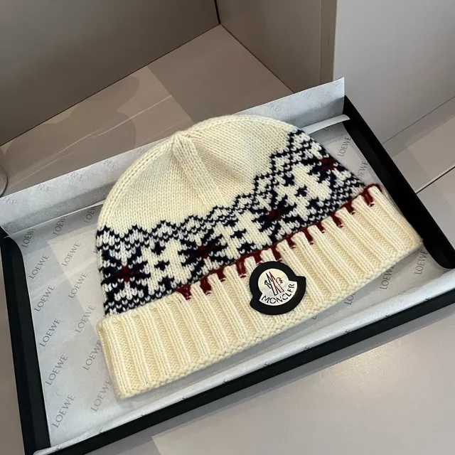 Moncler Beige Navy Fair Isle Knit Pattern Ribbed Fold-Over Cuff Beanie 8