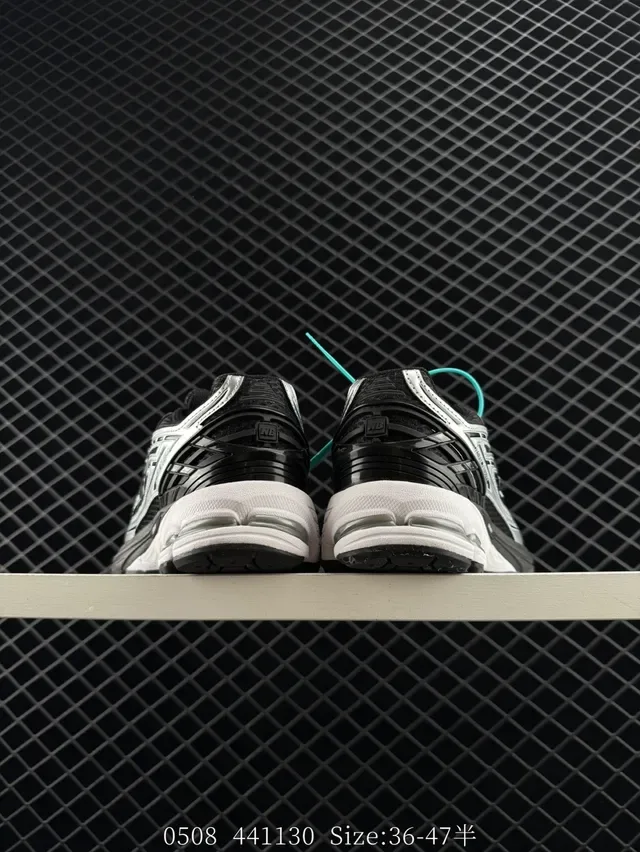New Balance 150GR Tênis Lifestyle Pretos Prateados Brancos 5