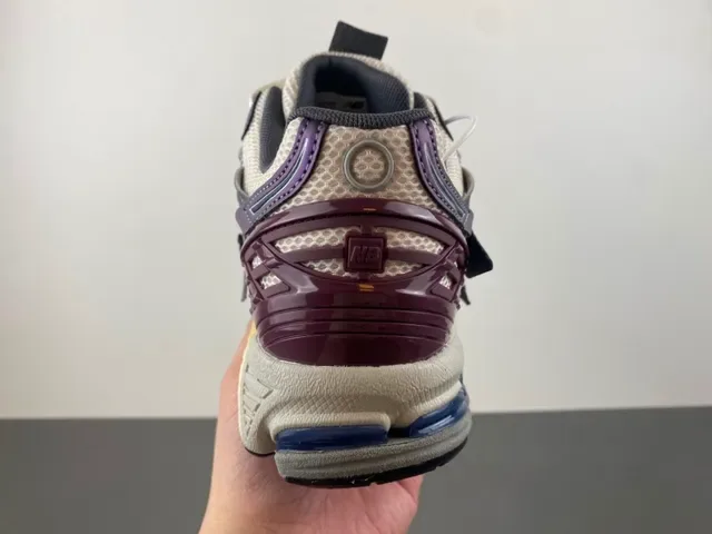 New Balance 1906A Violet Blanc Bourgogne Chaussures de Style de Vie 4