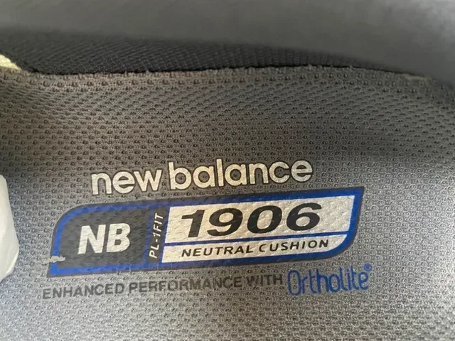 New Balance 1906A Violet Blanc Bourgogne Chaussures de Style de Vie 5