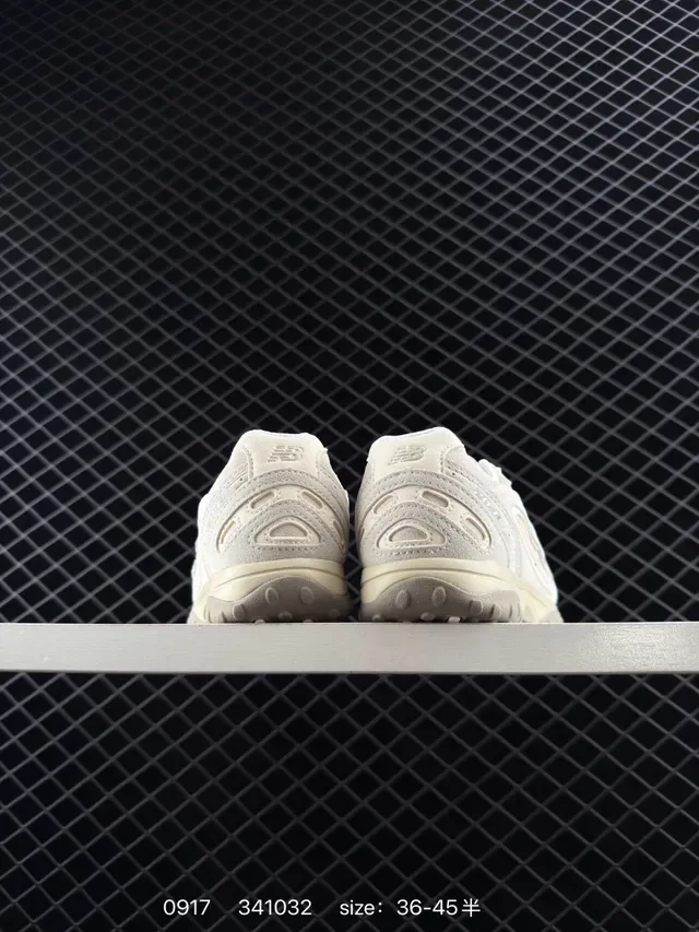 New Balance 204L بيج أحذية رياضية أسلوب حياة مصنوعة من جلد مستورد مع شبكة 3