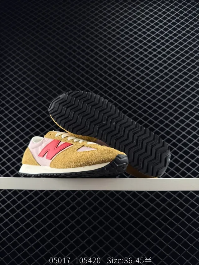 New Balance 237 भूरी और गुलाबी सुड नायलॉन लाइफस्टाइल स्नीकर 5