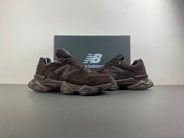 New Balance 9060 Sneakers Chunky Marron Monochromatique 13