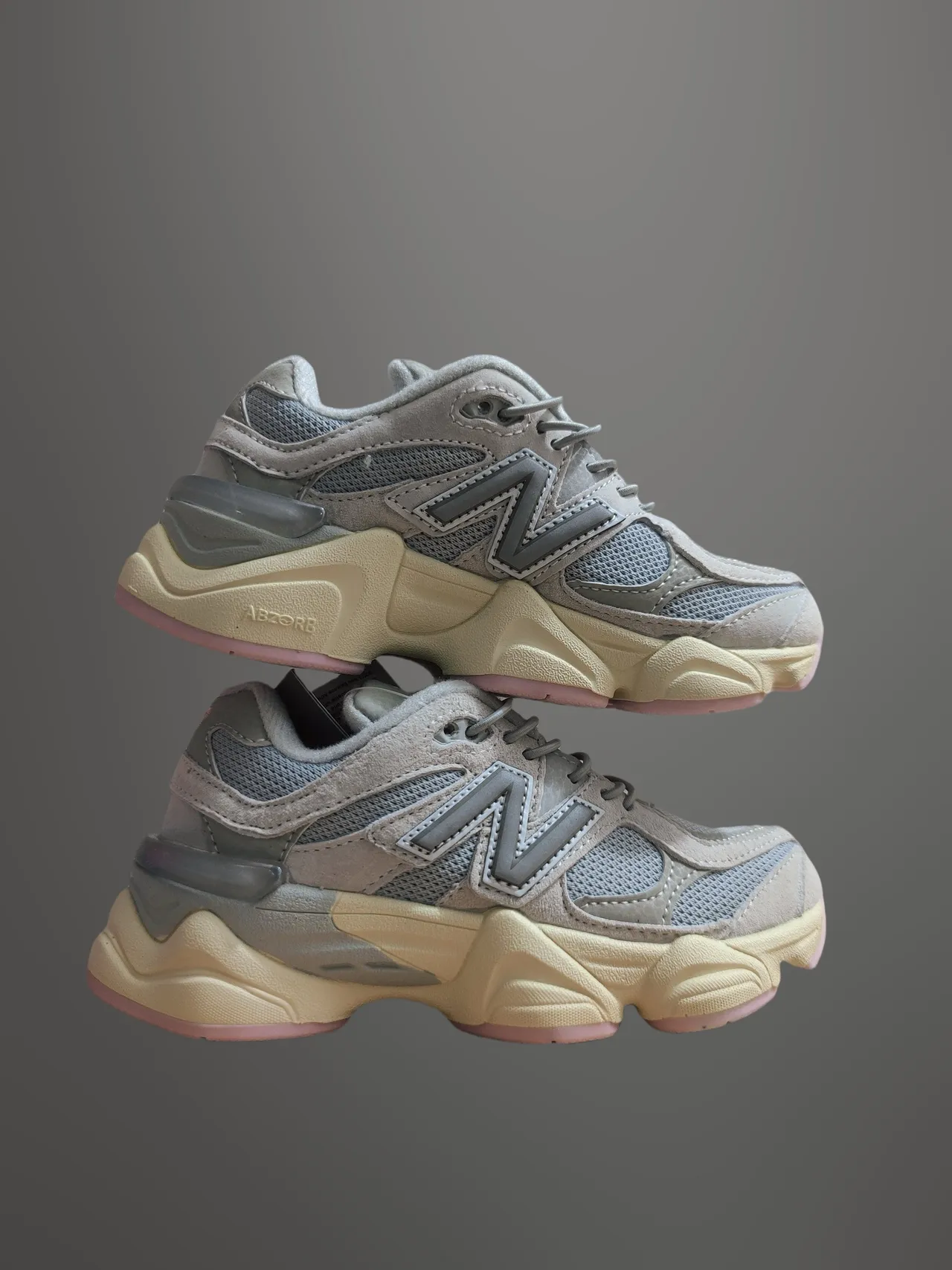 New Balance بيج وردي كعب مصمم طبقات شبكة سويد علوة كعب كبير 3