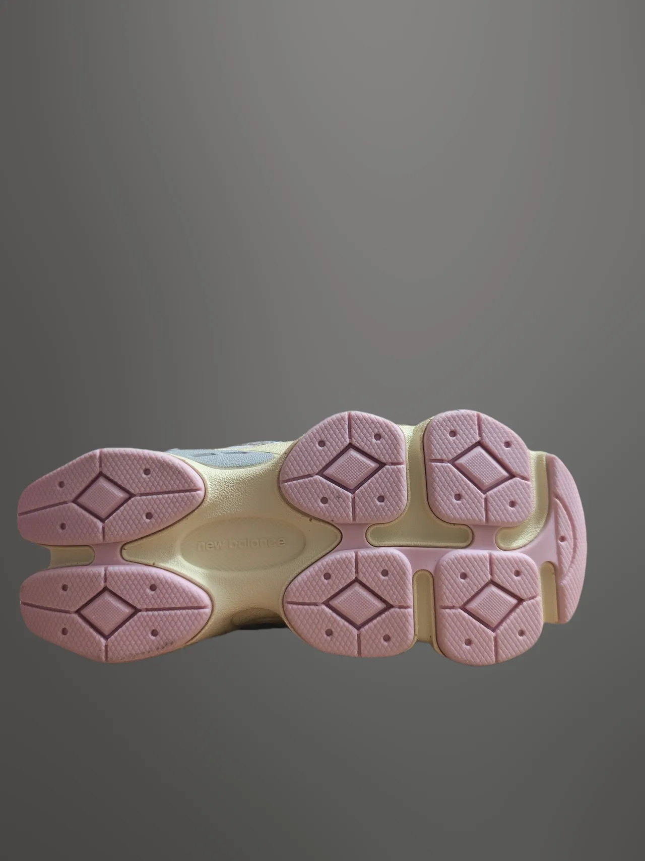 New Balance بيج وردي كعب مصمم طبقات شبكة سويد علوة كعب كبير 5