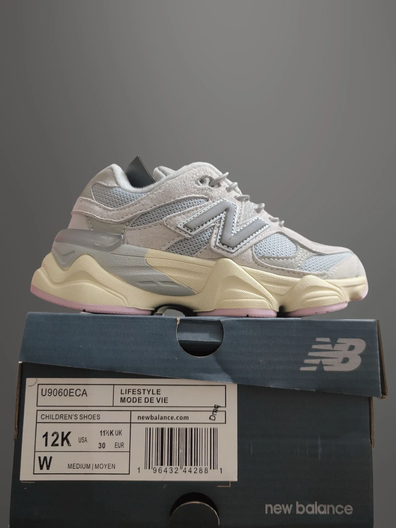 New Balance بيج وردي كعب مصمم طبقات شبكة سويد علوة كعب كبير 8
