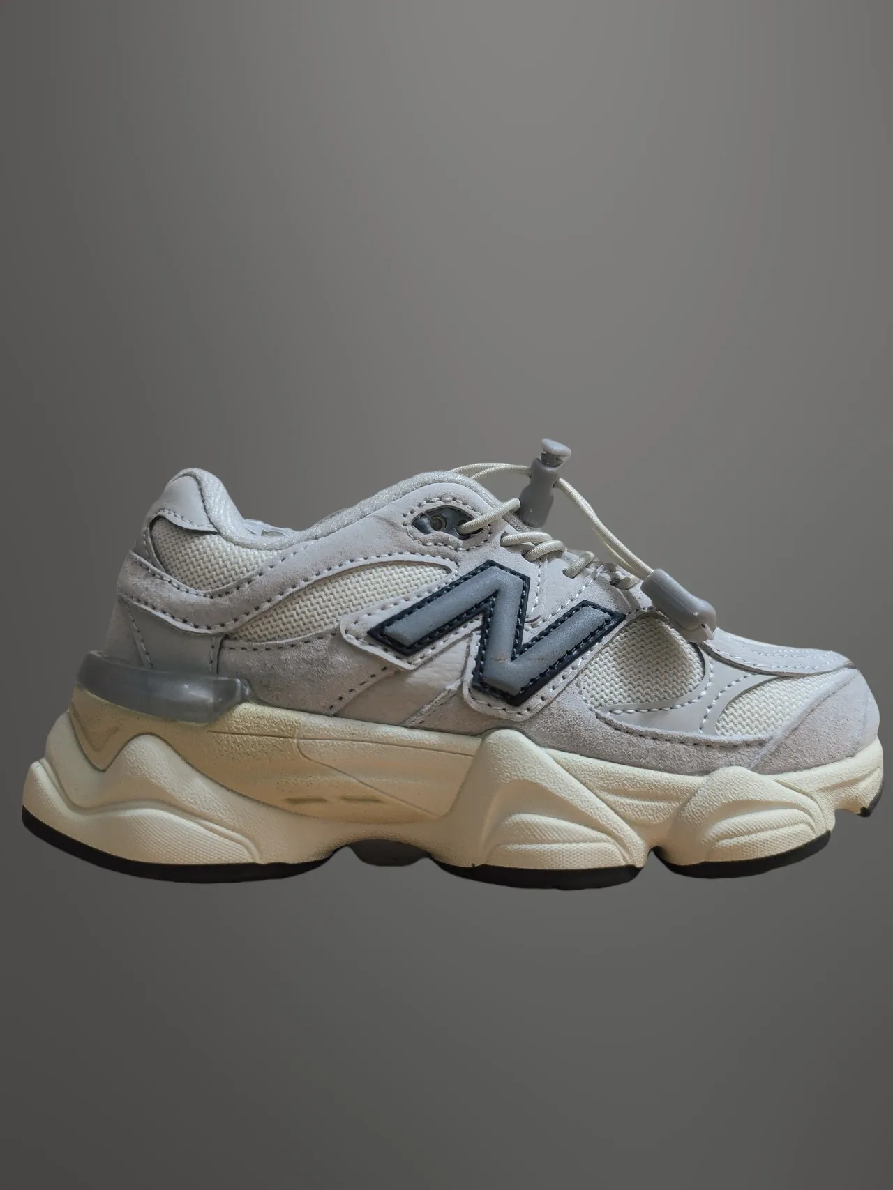 New Balance بيج وردي كعب مصمم طبقات شبكة سويد علوة كعب كبير 12