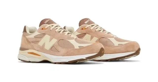 New Balance Beige Camurça e Malha Creme 'N' Logotipo Estilo de vida Tênis 4