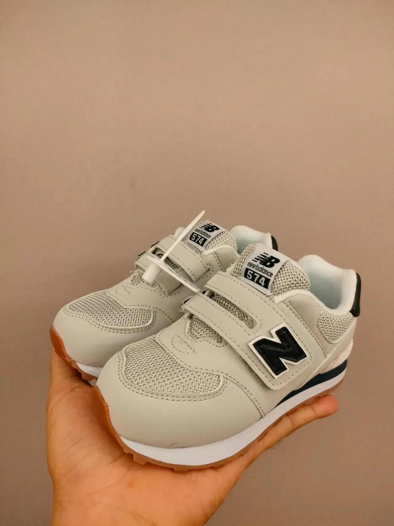 New Balance Tênis Lifestyle Beige Amarelo Low-Top com Upper em Camadas 16