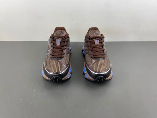 New Balance भूरा नीला मेश और सिंथेटिक ऊपरी विभाजित मिडसोल पोस जीवनशैली स्नीकर्स 11
